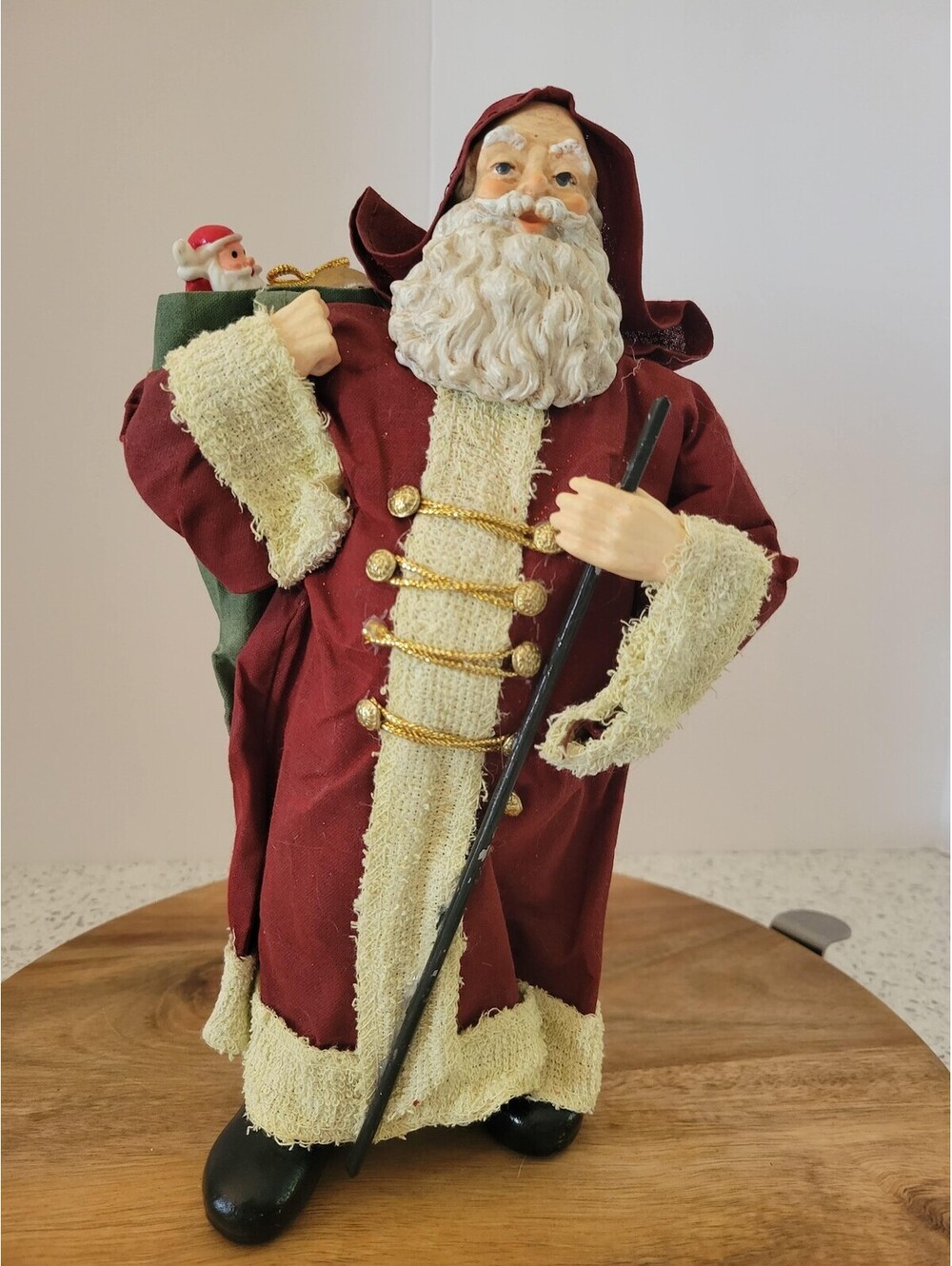 Clothtique Red Woodland Santa Claus Vintage Figurine Christmas Holiday Decor